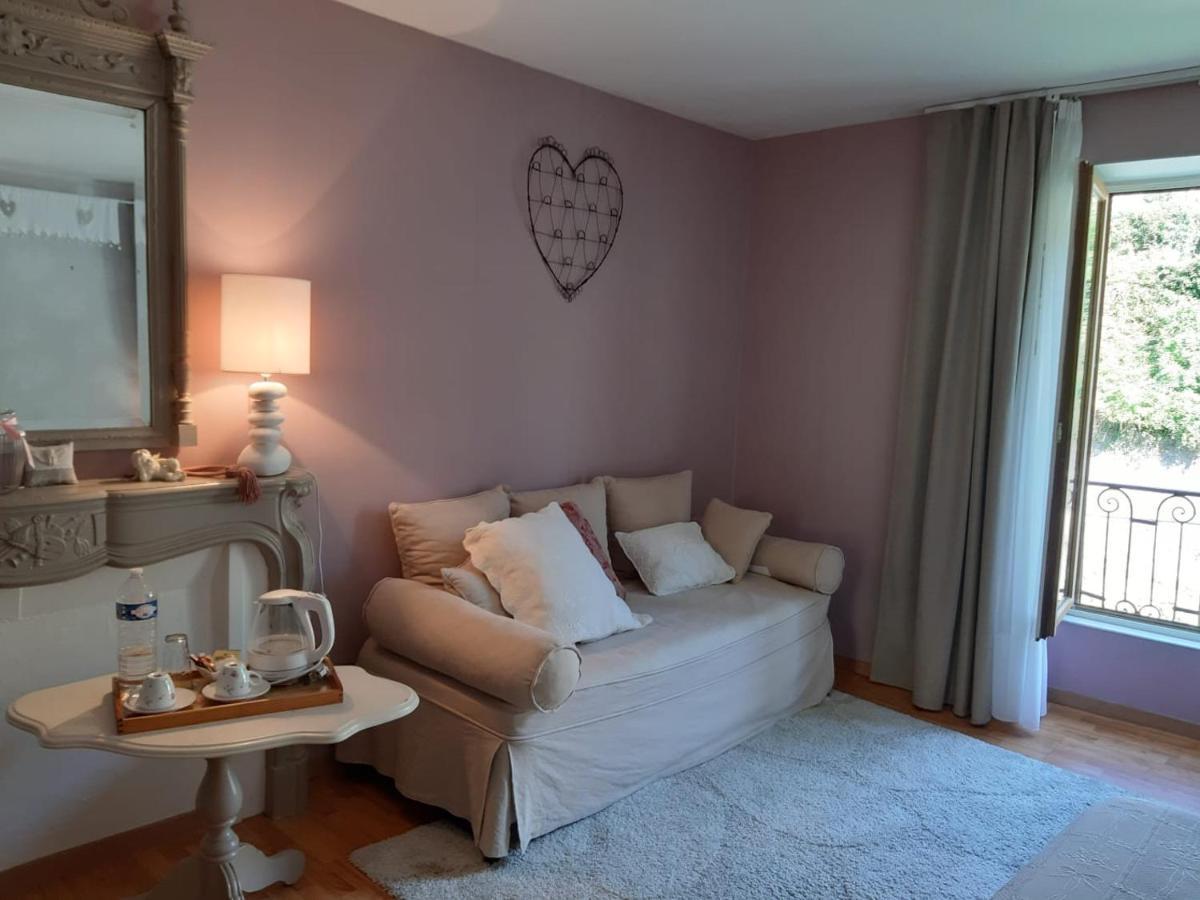 Au Fil De Lods Bed & Breakfast Eksteriør bilde