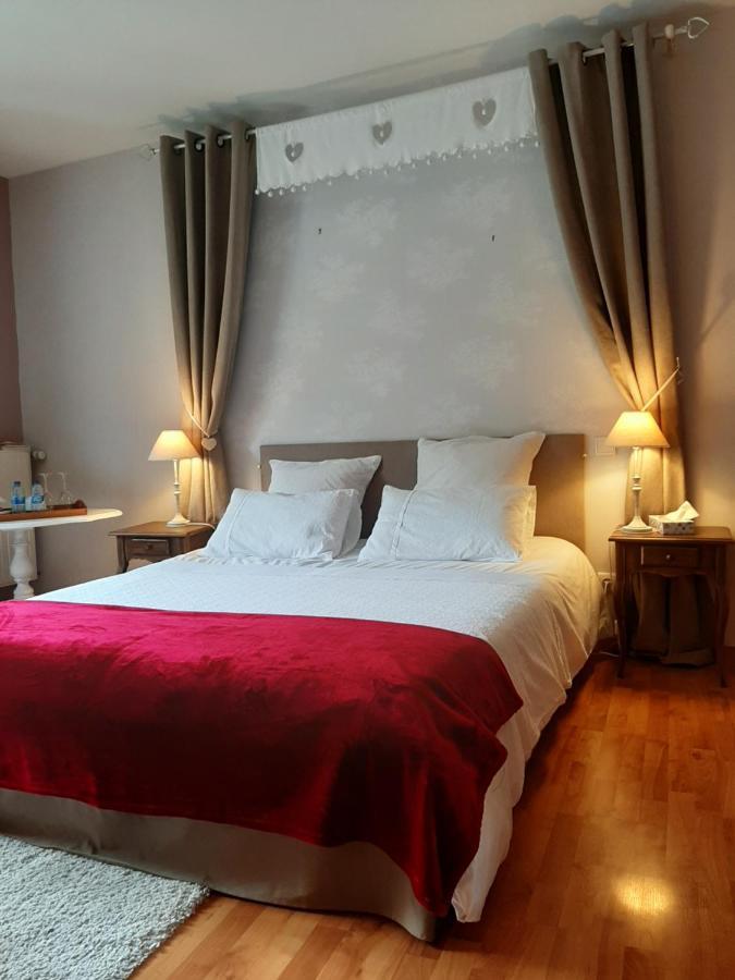Au Fil De Lods Bed & Breakfast Eksteriør bilde