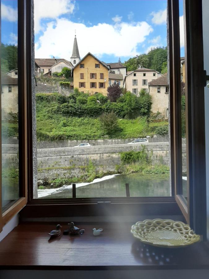 Au Fil De Lods Bed & Breakfast Eksteriør bilde
