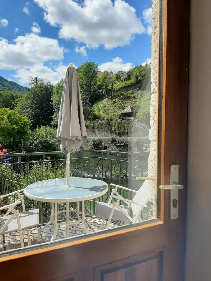 Au Fil De Lods Bed & Breakfast Eksteriør bilde