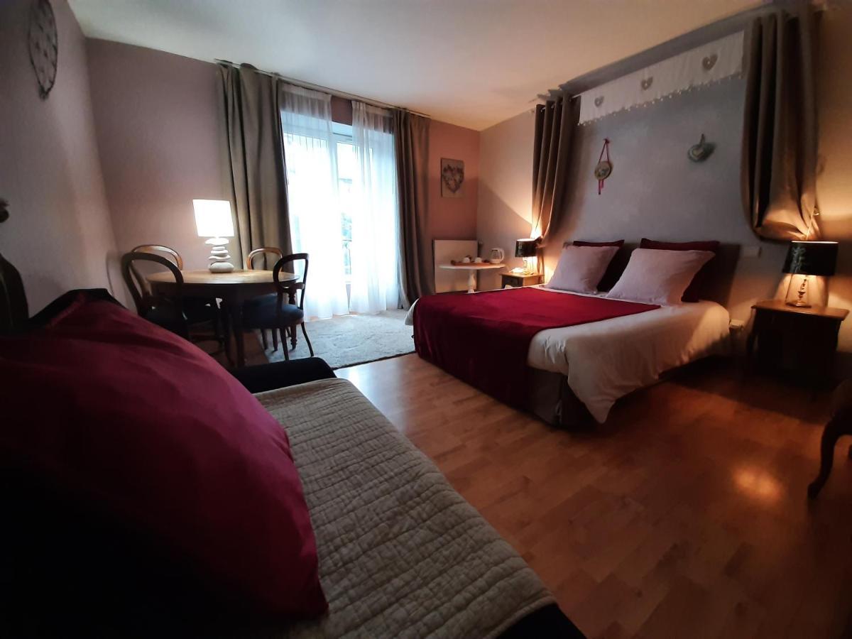 Au Fil De Lods Bed & Breakfast Eksteriør bilde
