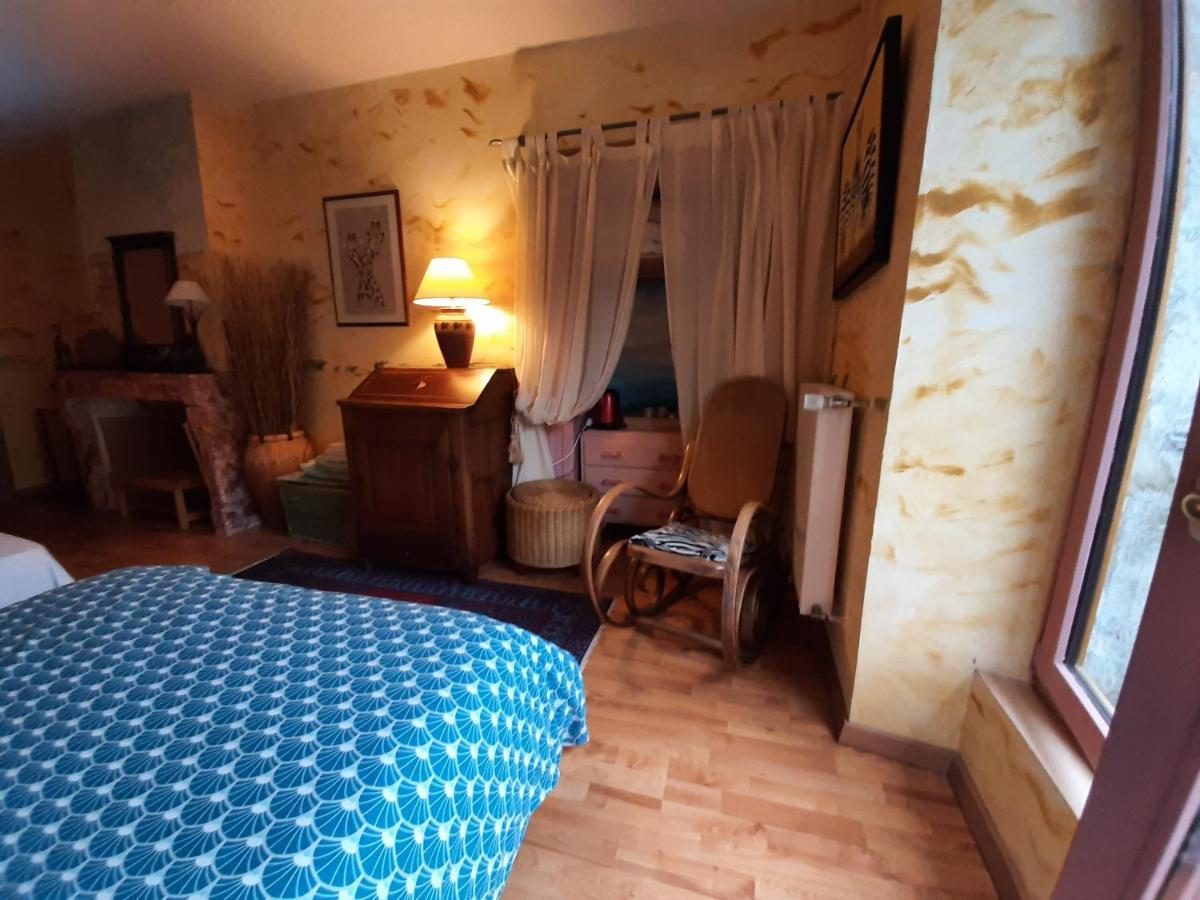 Au Fil De Lods Bed & Breakfast Eksteriør bilde